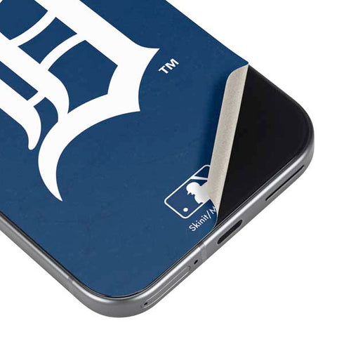 MLB Detroit Tigers - Solid Distressed Pixel 9 Pro XL Skin